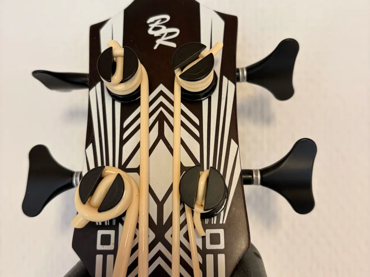 Billede 4 - Bas ukulele med indbygget mic og tuner