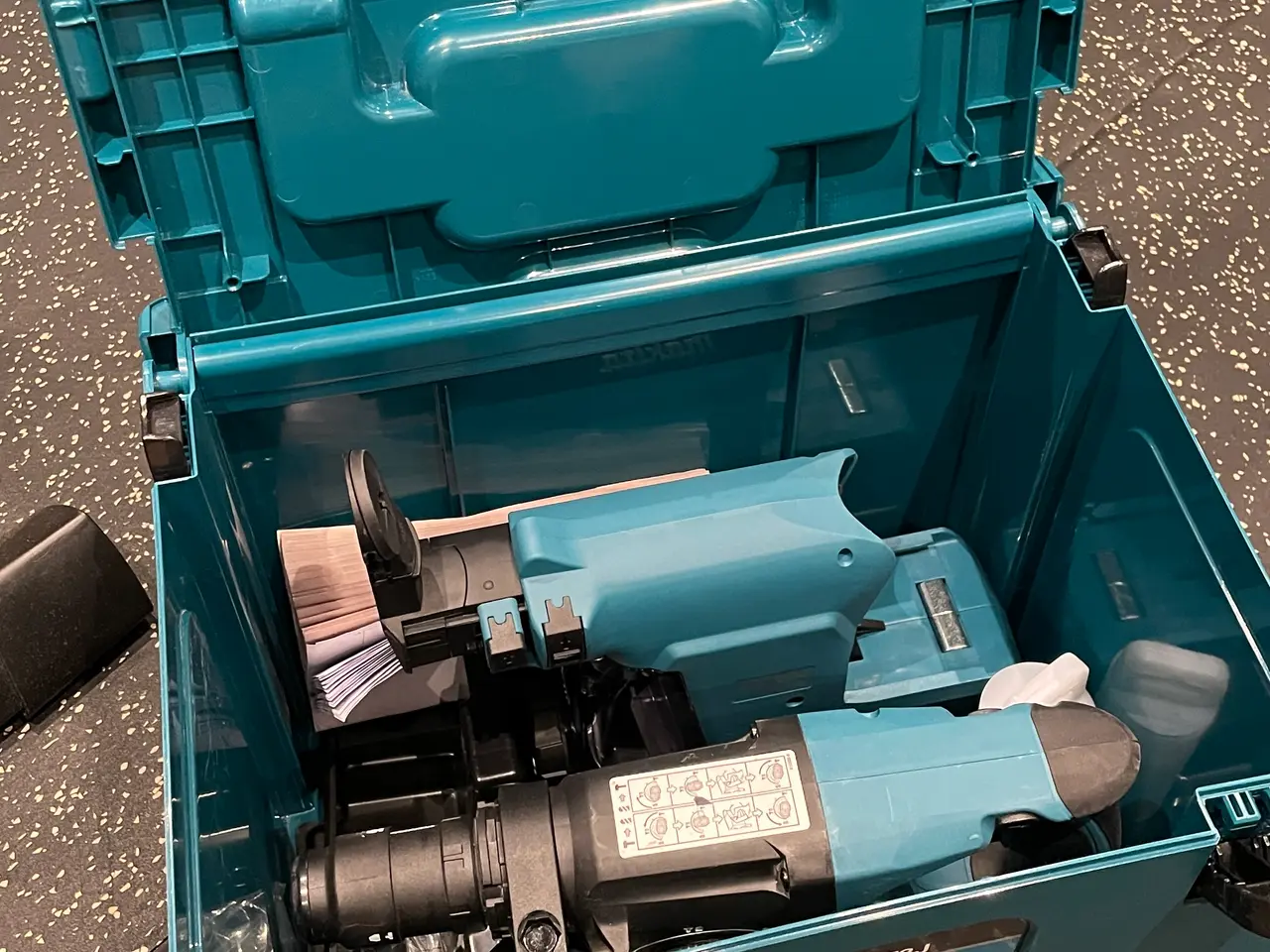 Billede 2 - Makita DHR243 og DX07 støv suger