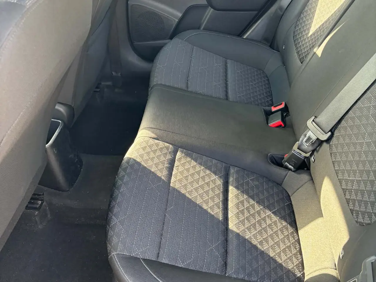 Billede 6 - Velholdt & Økonomisk Kia Rio 1.4 CRDi (2017)