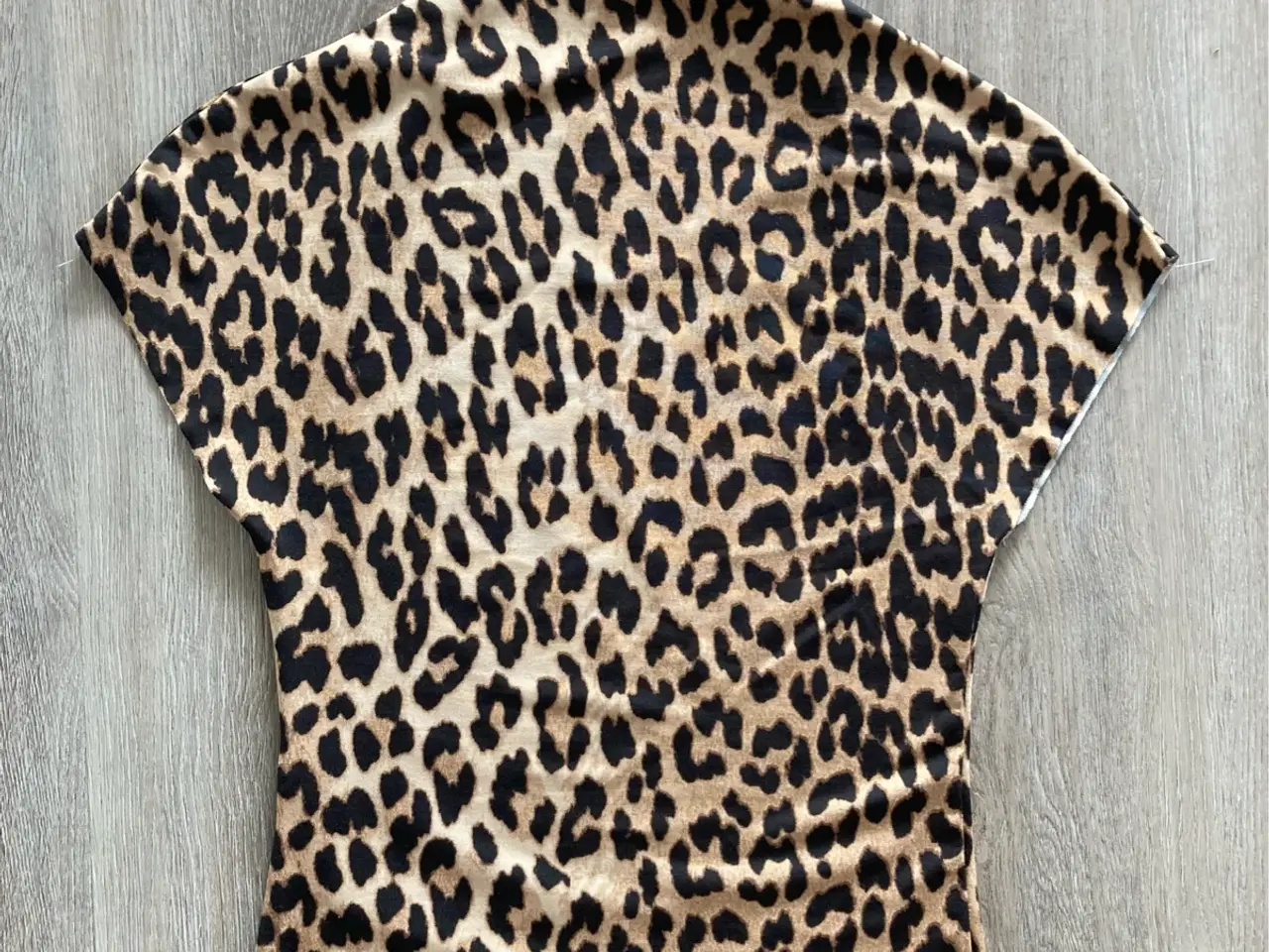 Billede 2 - Bluse str. XS