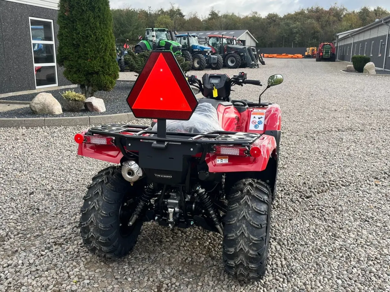 Billede 12 - Honda TRX 520 FA Traktor. STORT LAGER AF HONDA  ATV. Vi hjælper gerne med at levere den til dig, og bytter gerne. KØB-SALG-BYTTE se mere på www.limas.dk