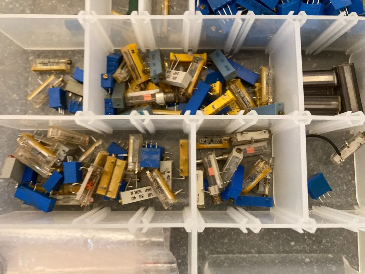 Billede 3 - blandet Trimmer Potentiometers and Switches parti