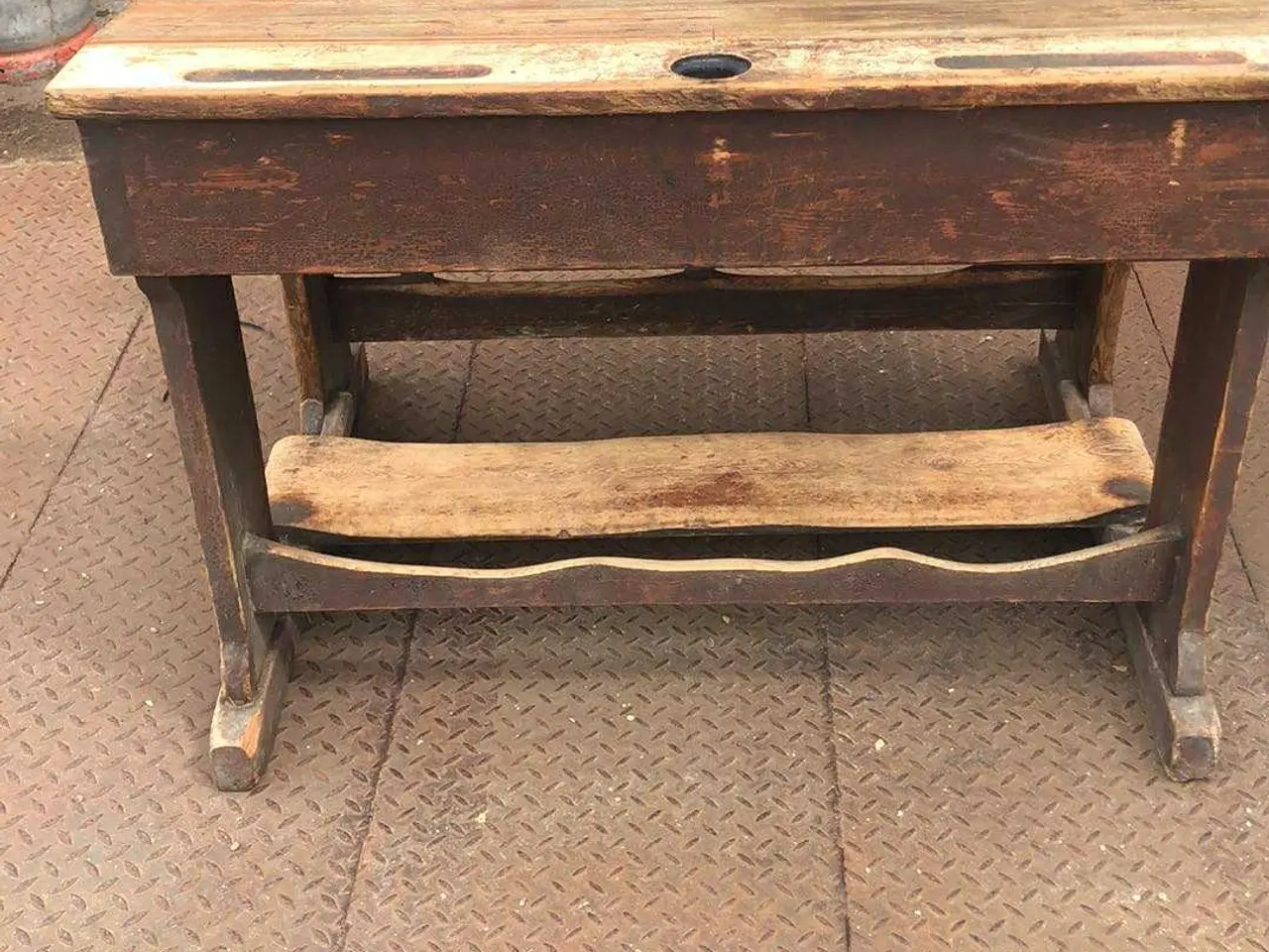 Billede 3 - Skolepult