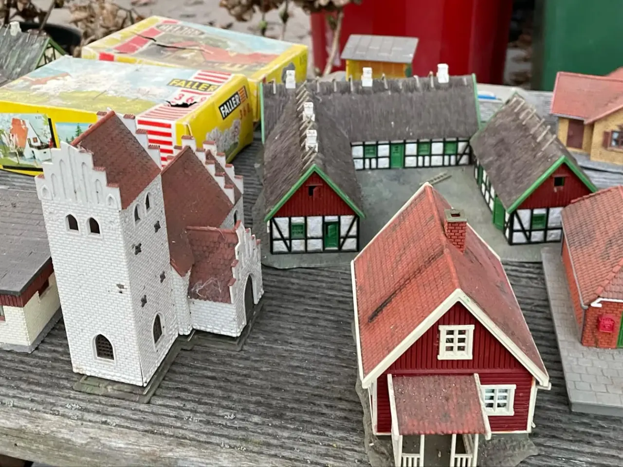 Billede 12 - Togbane lot sælges samlet