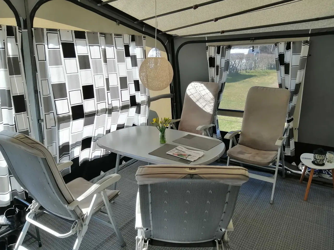 Billede 1 - campingbord og stole