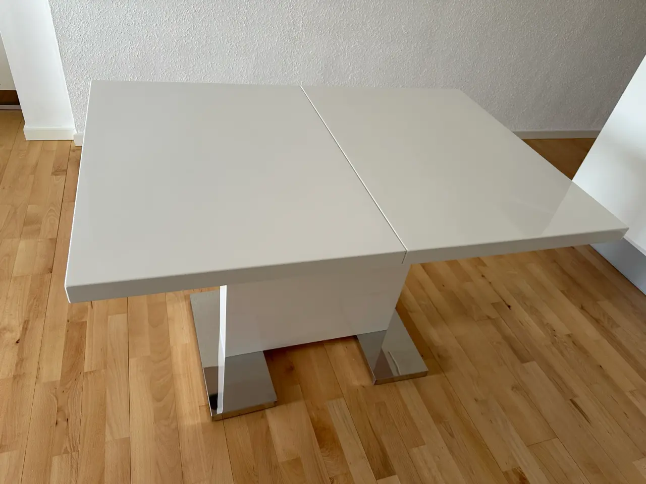 Billede 12 - Justerbart spisebordssæt - bord + 4 stole