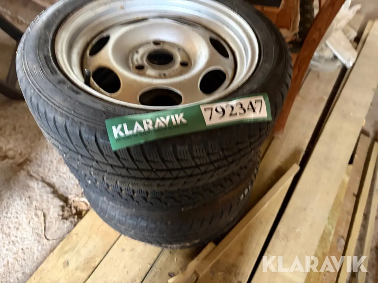 Billede 4 - Dæk Falken med fælge til smart 4 styk