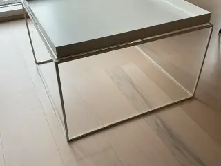Hay Trai coffee table. Hvidmalet stål
