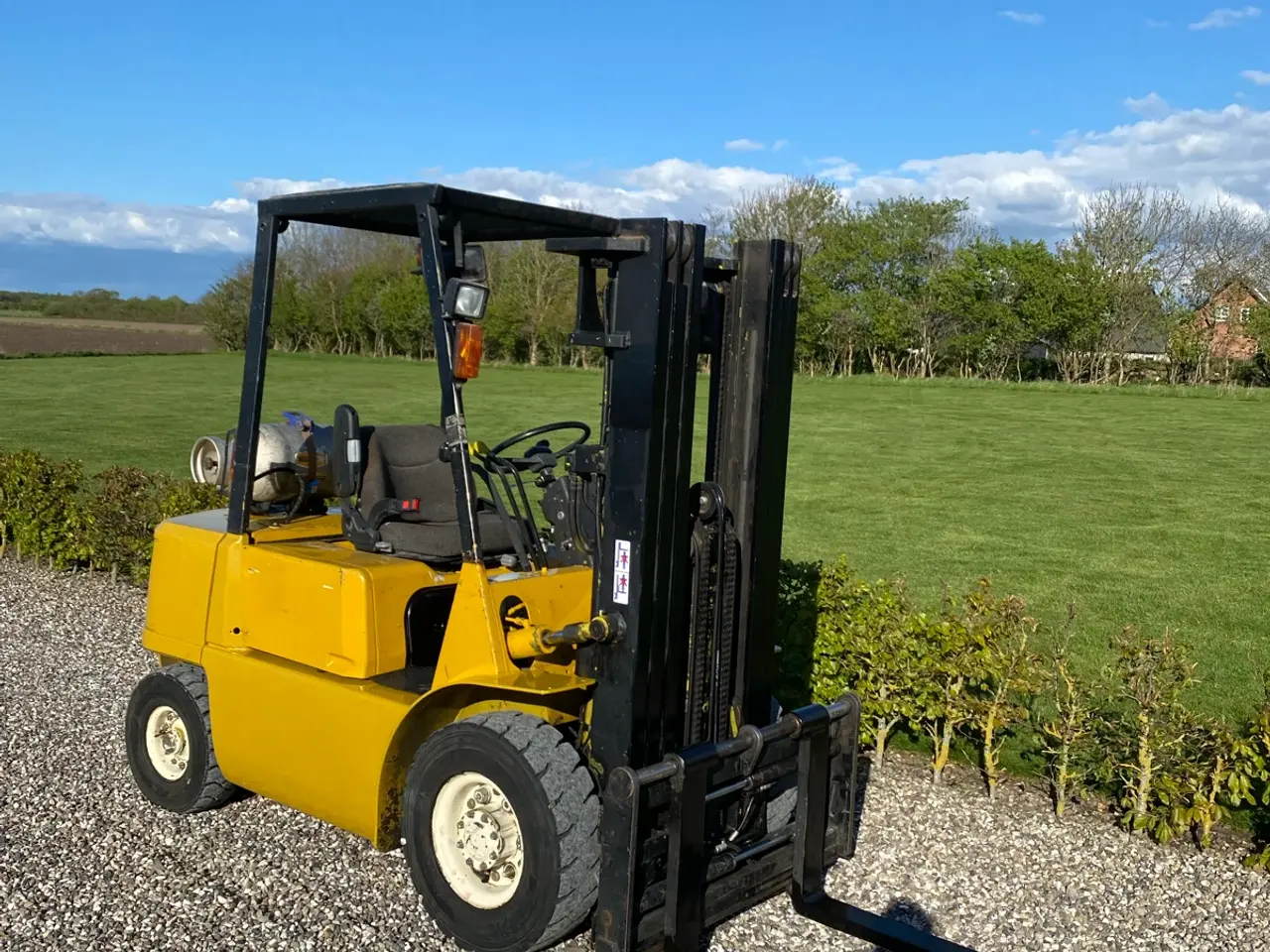 Billede 1 - Mitsubishi 2,5 ton gaffeltruck 