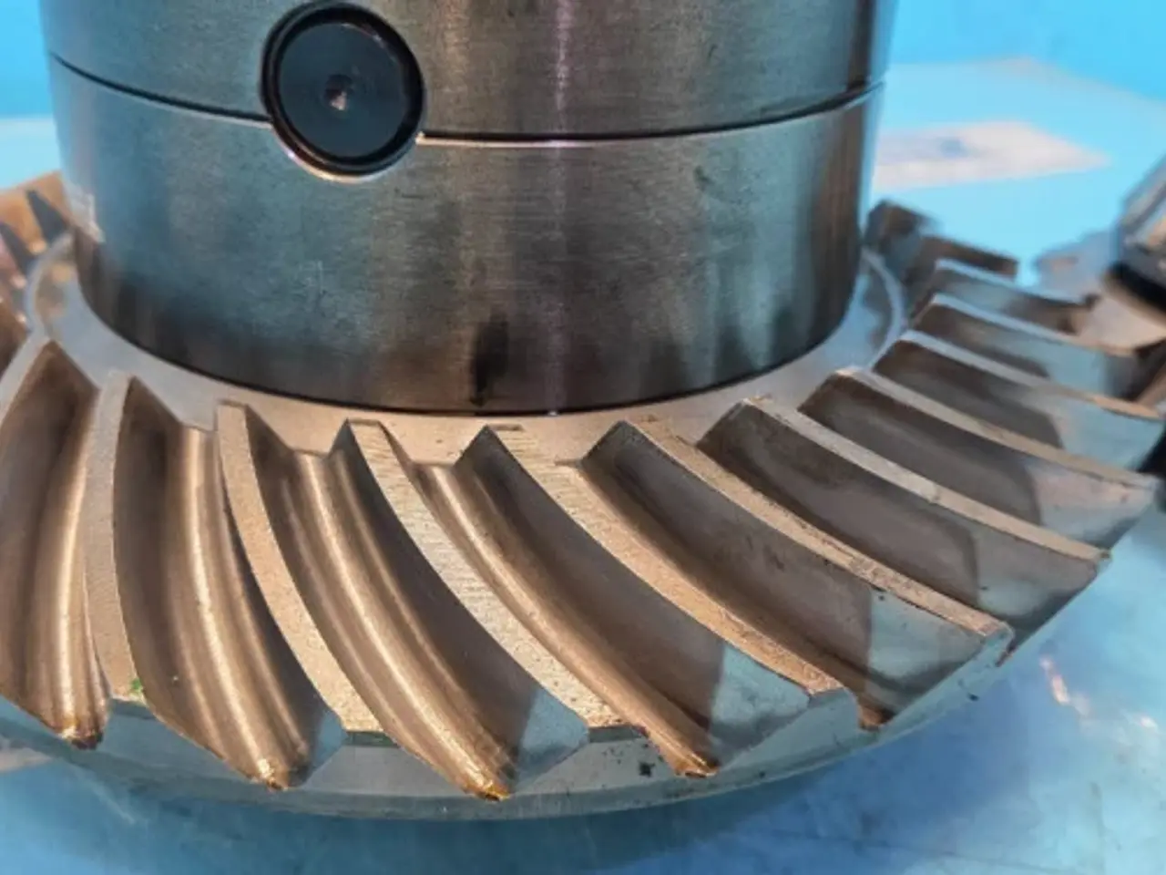 Billede 6 - John Deere 6215R Differential Sæt AL224452