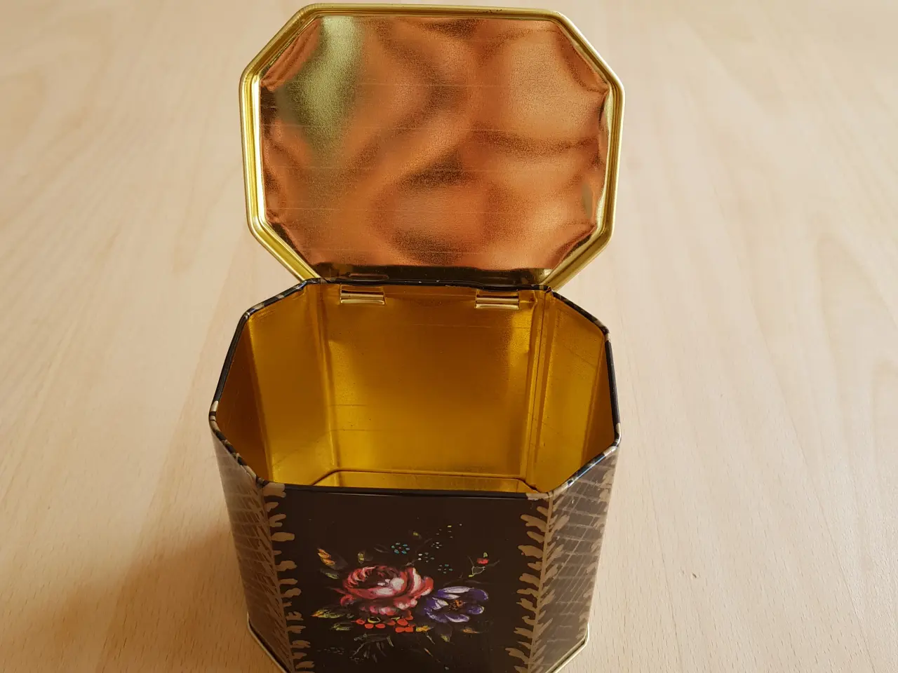 Billede 1 - The-dåse