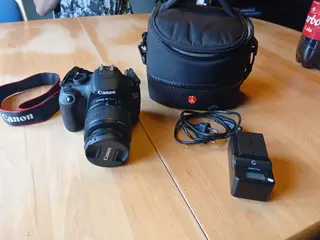 Canon EOS 1200D