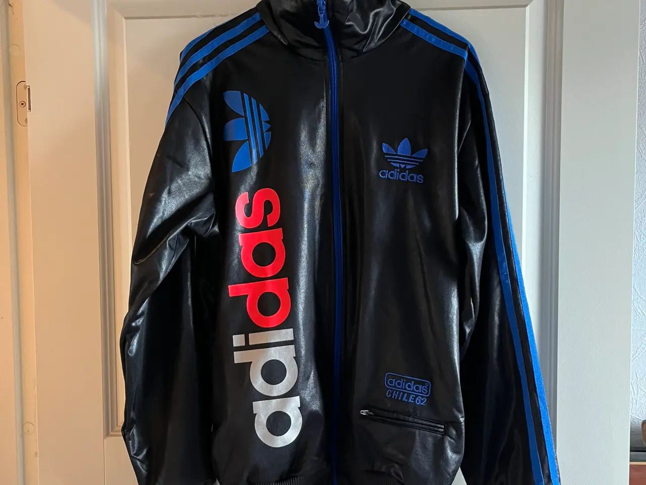 Billede 2 - Adidas trøje