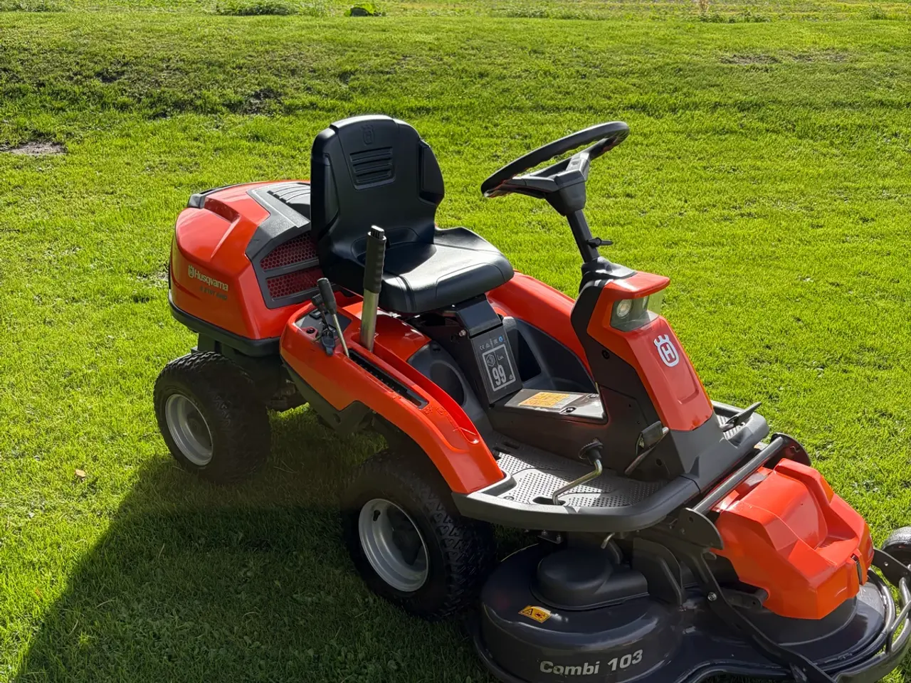 Billede 2 - Husqvarna R216 Awd