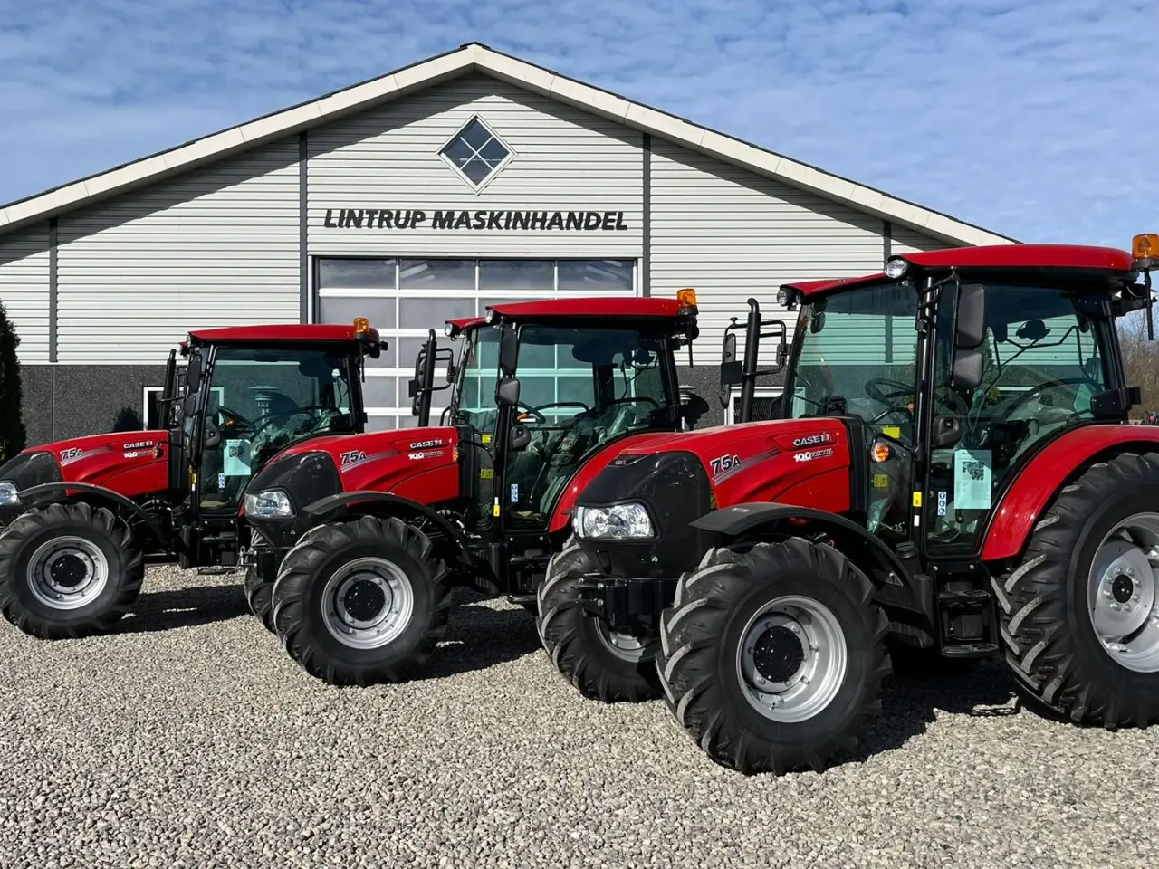 Billede 24 - Case IH Farmall 75 A Med Quicke frontlæsser med Euroskifte, 3die funktion og dæmper, samt og brede hjul.