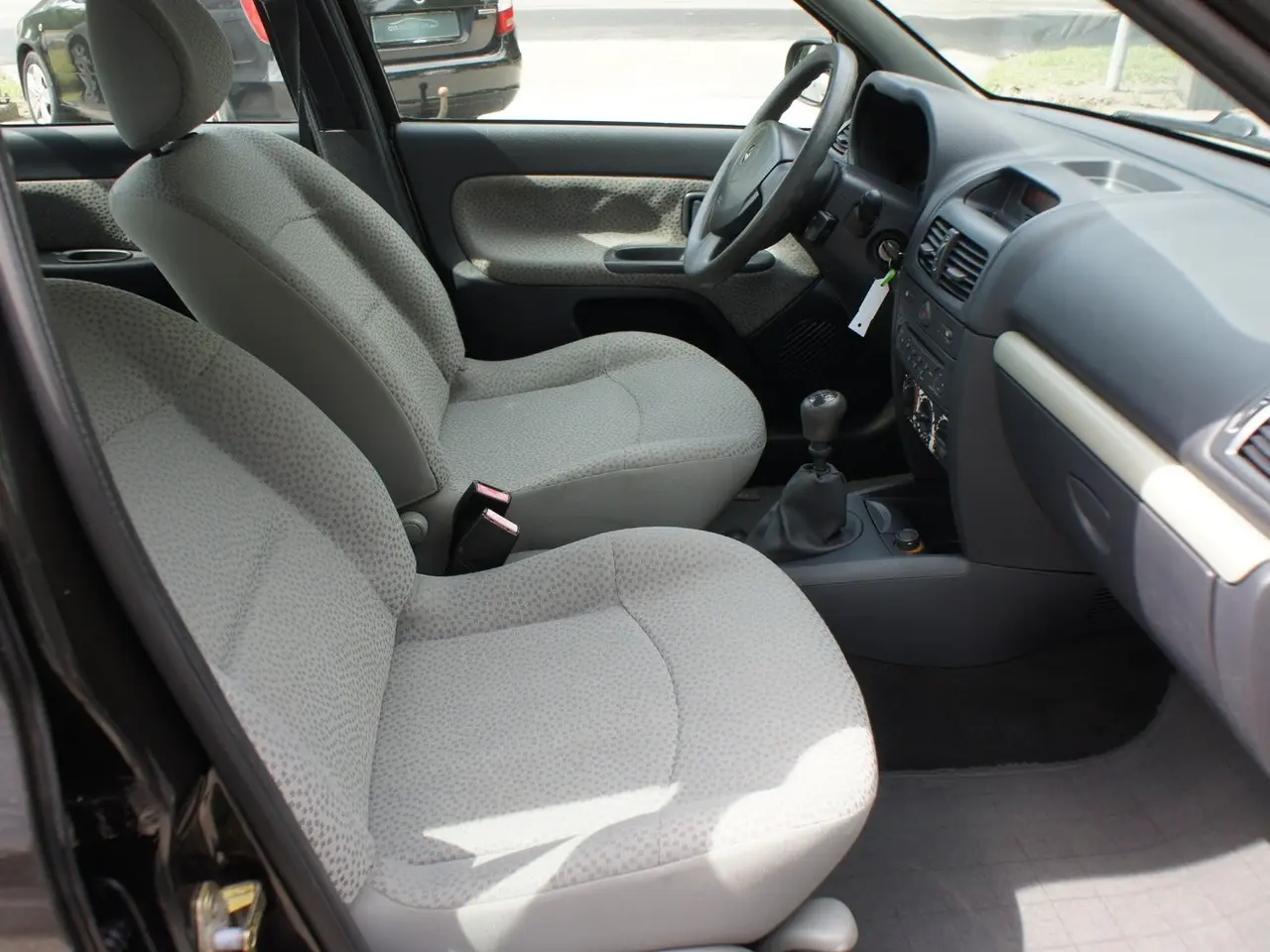 Billede 15 - Renault Clio II 1,2 8V Basic