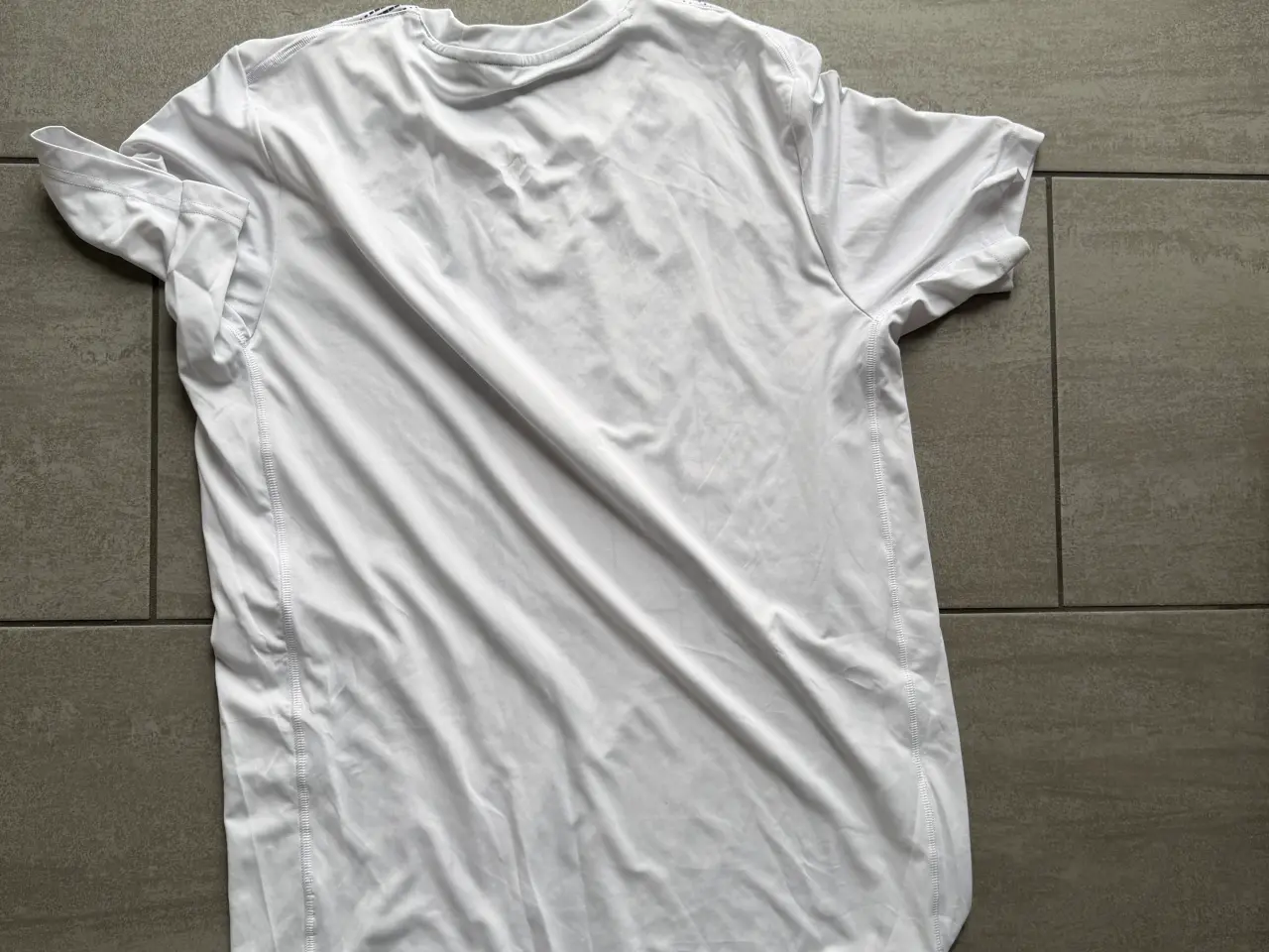 Billede 2 - Adidas sportstrøje