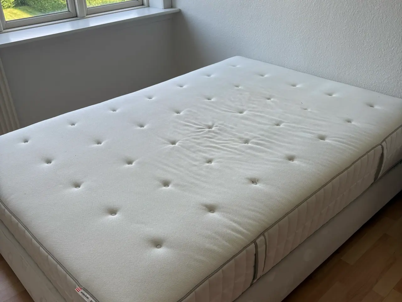 Billede 2 - Bed and mattress giving away