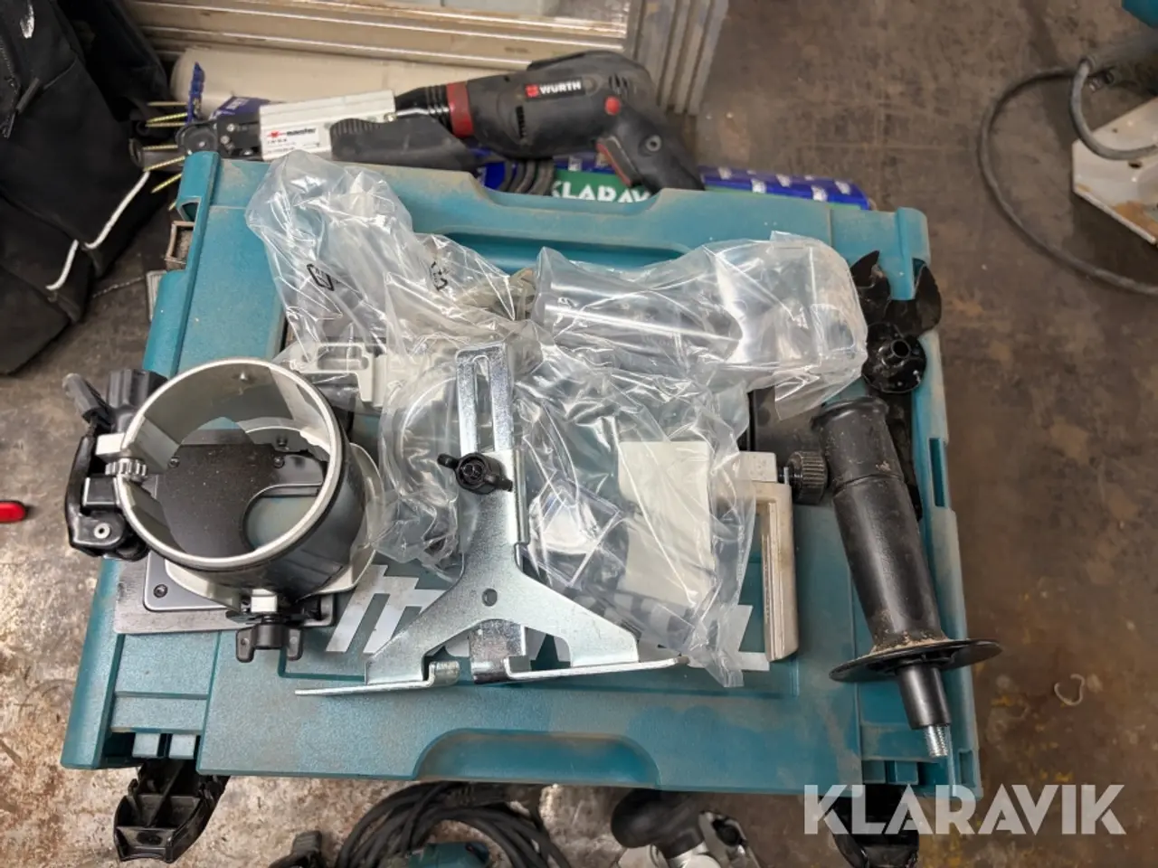 Billede 9 - Overfræser Makita RT0700CX2J