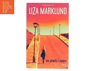 En Plads I Solen af Liza Marklund (Bog)