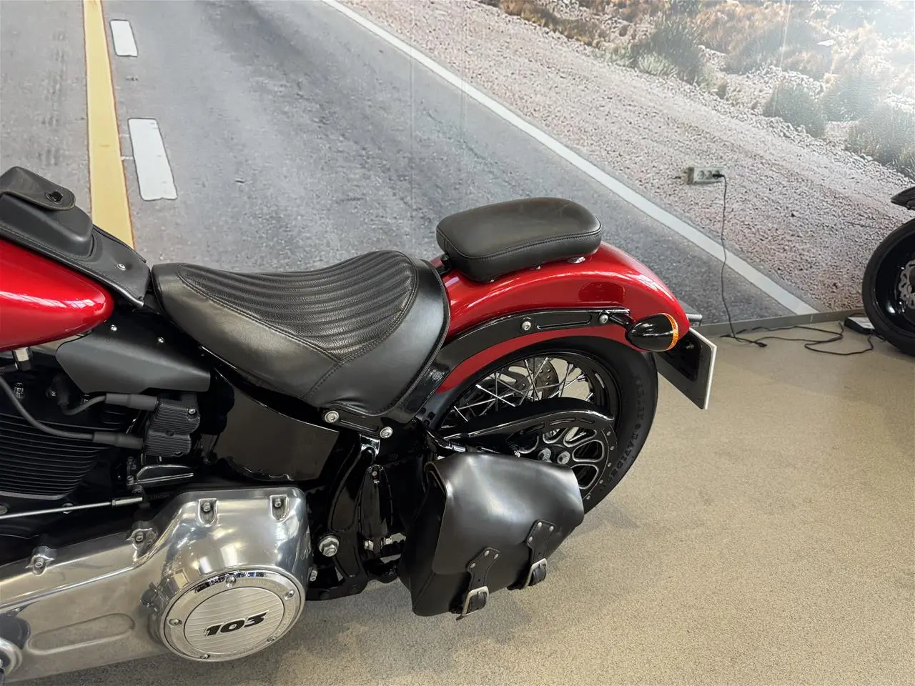 Billede 24 - Harley-Davidson FLS Softail Slim 103"