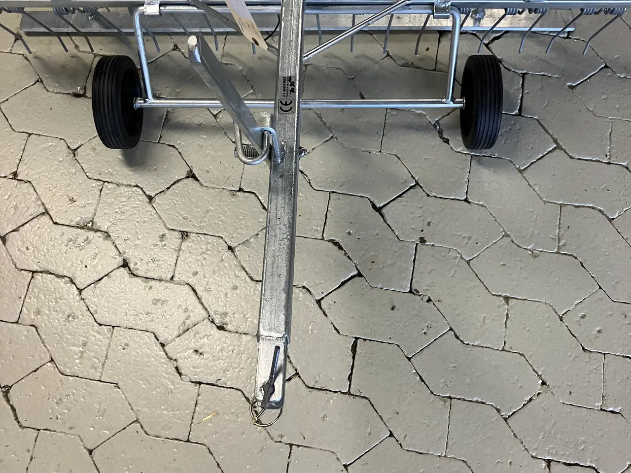 Billede 1 - Gårdspladsrive Galvaniseret.
