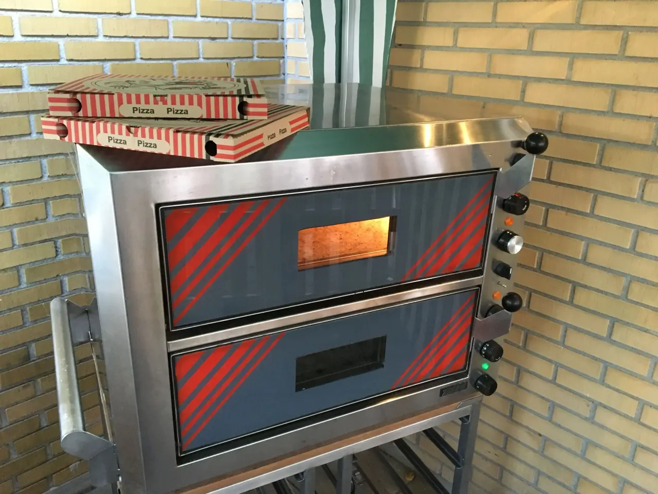 Billede 1 - Lej en Pizzaovn til din næste fest