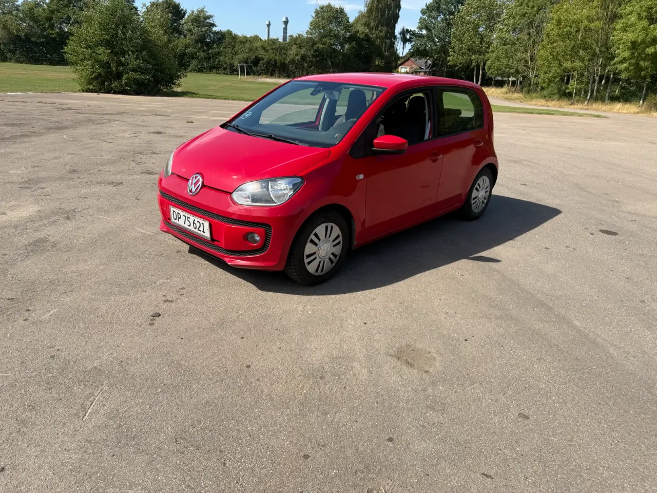 Billede 1 - Vw up årgang 2013