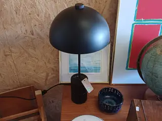 Studio bordlampe fra Handvärk