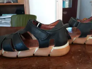 Sandaler Bundgaard str. 30 i læder