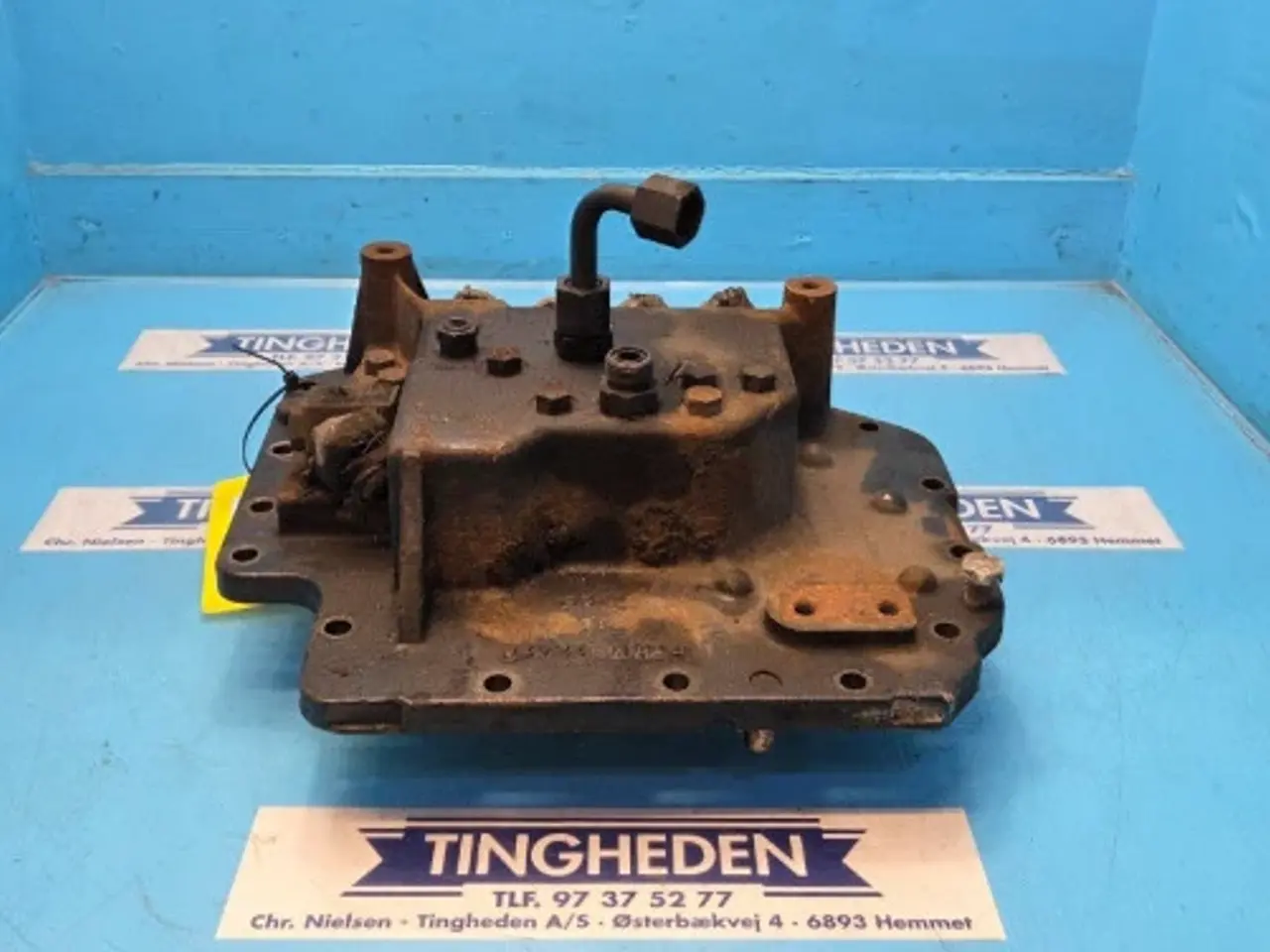 Billede 1 - Ford 8340 Dæksel F3NN7Z479