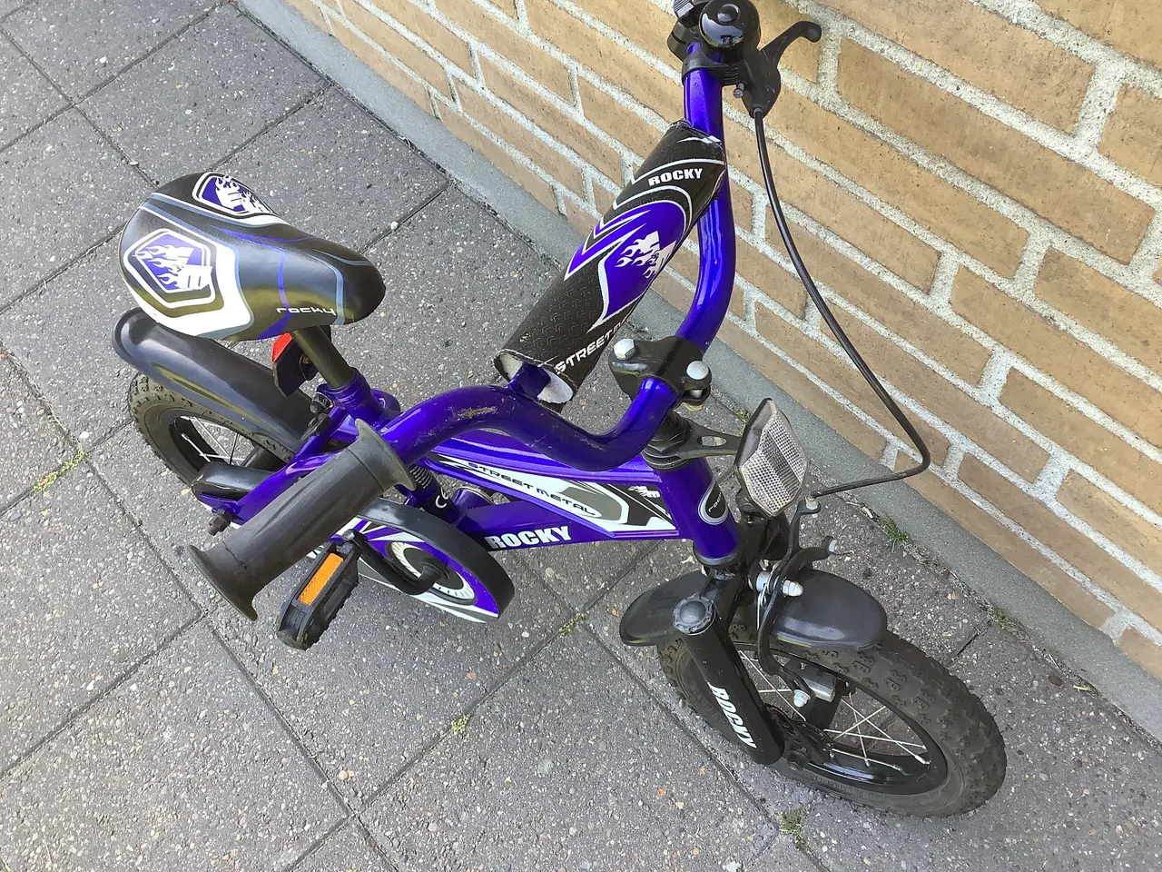 Billede 3 - ROCKY Street Metal børnecykel
