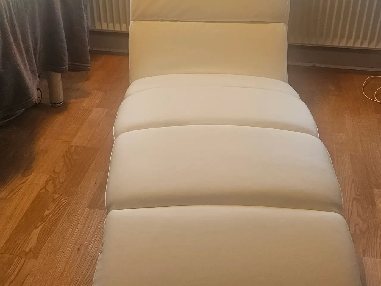Billede 2 - Chaiselong behagelig og let