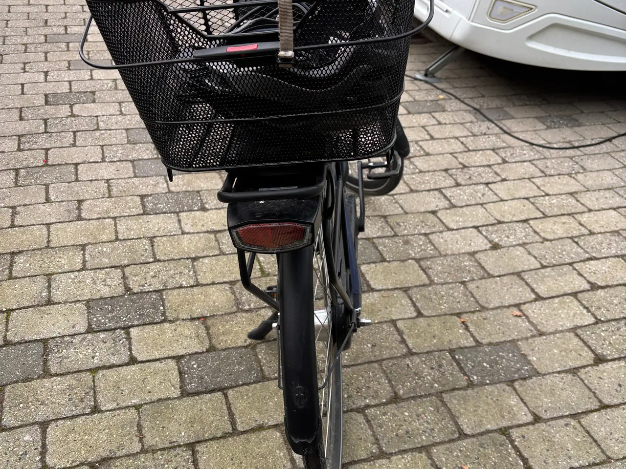 Billede 1 - Meget velholdt 28 tommer elcykel