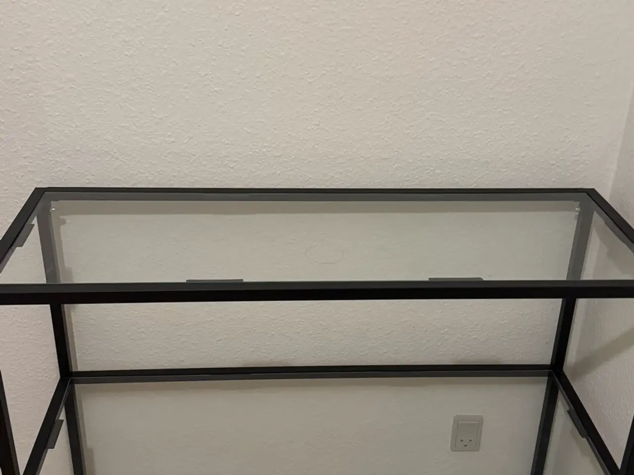 Billede 1 - Fin reol med glashylder