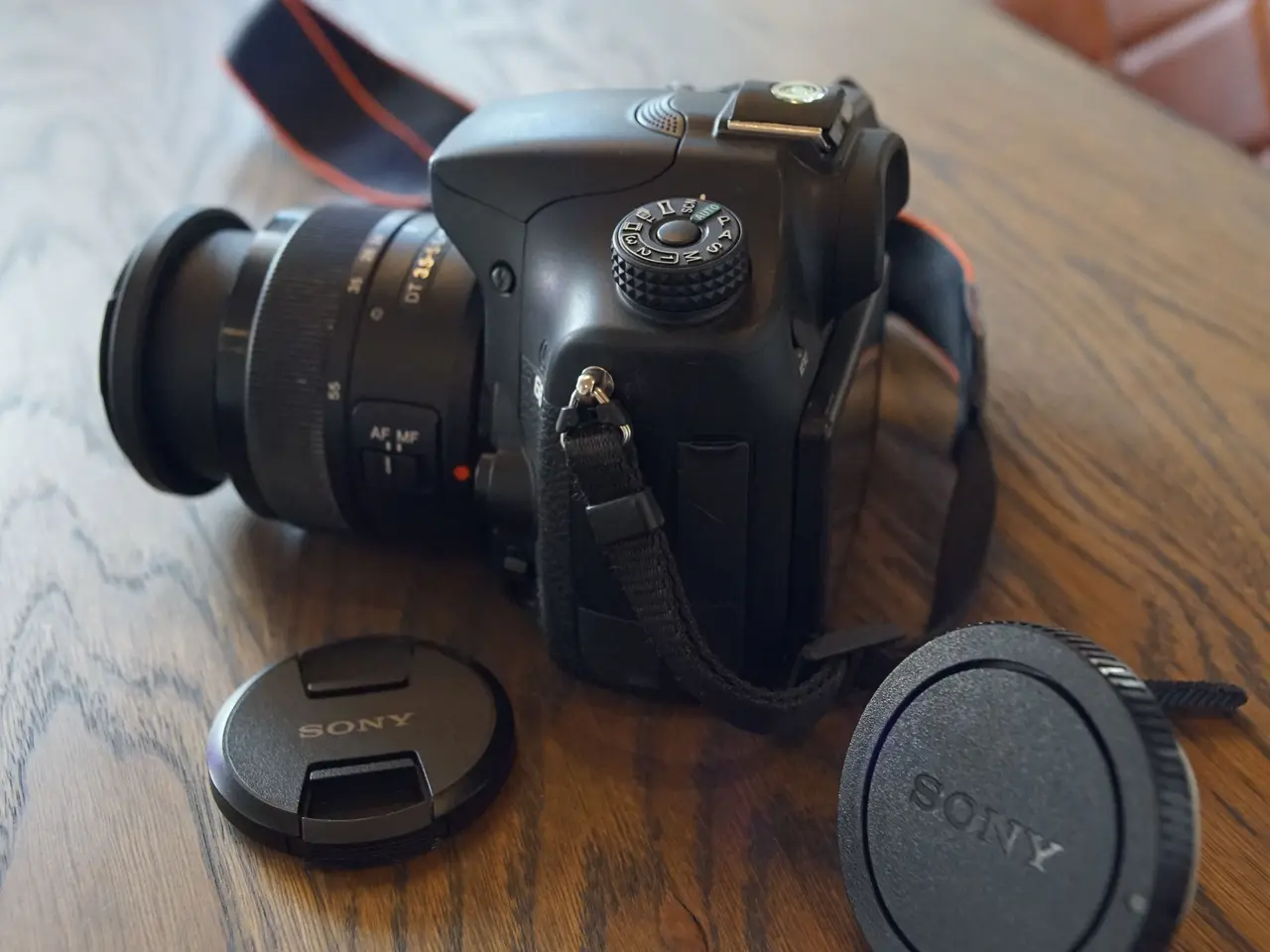 Billede 10 - Sony Alpha a68 DSLR kamera + 18–55mm ‘Kit Lens’