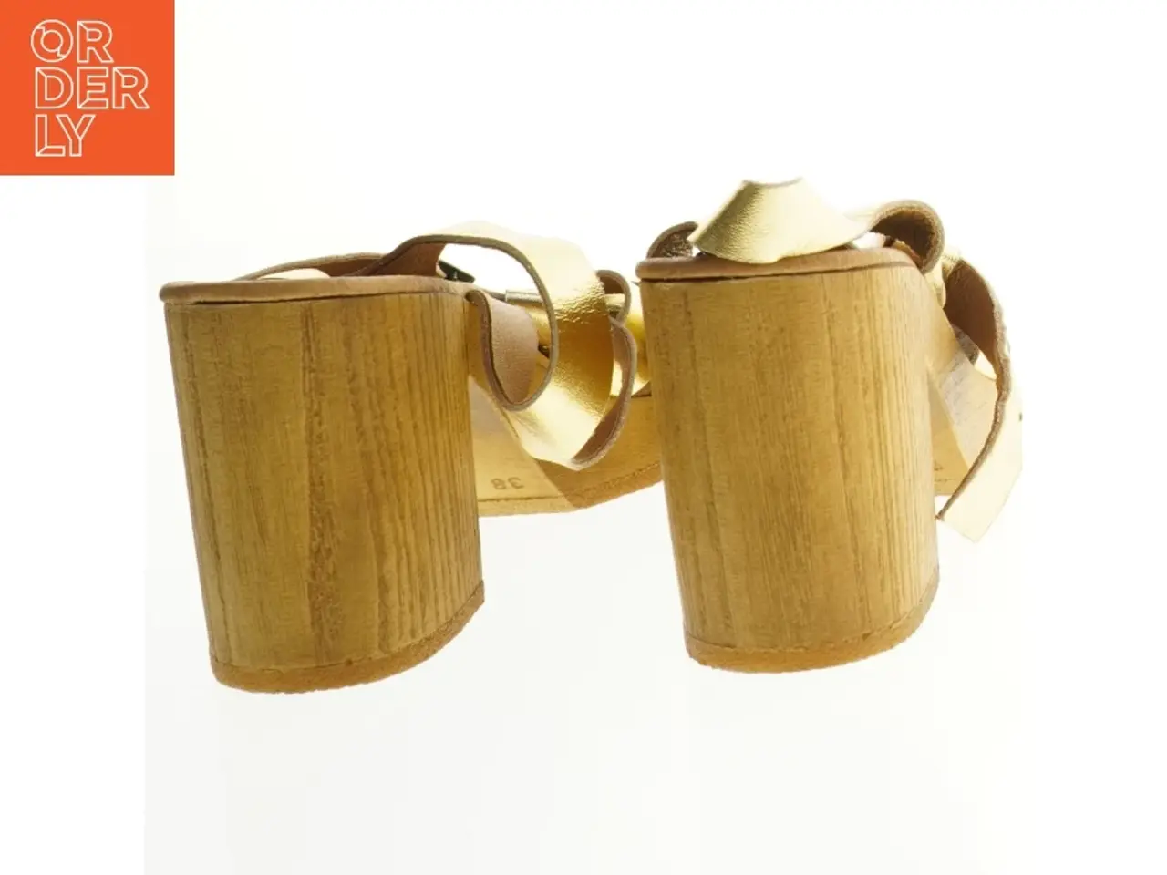 Billede 3 - Guld sandaler fra Penelope Chilvers (str. 38)