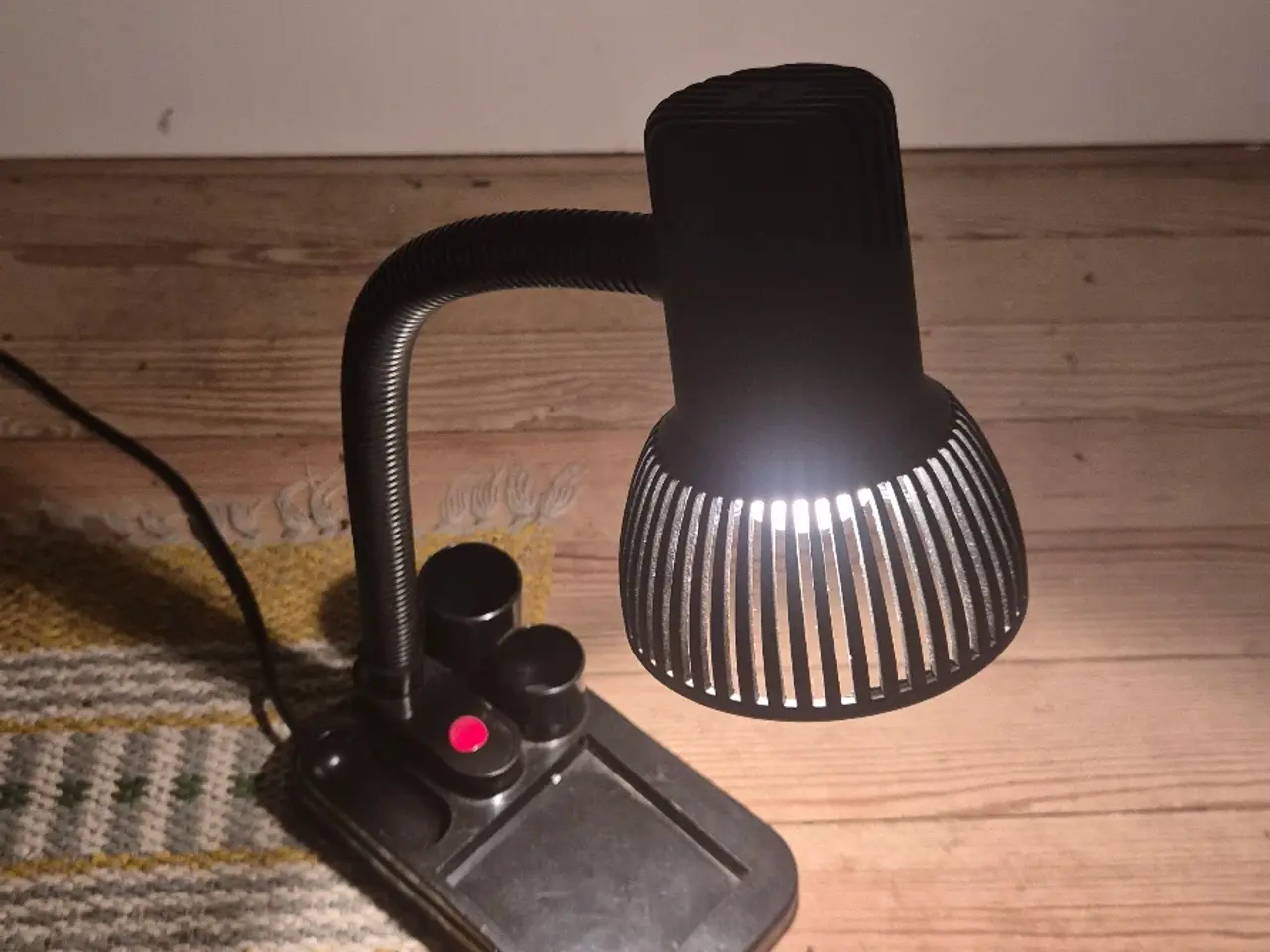 Billede 8 - Praktisk anvendelig bordlampe