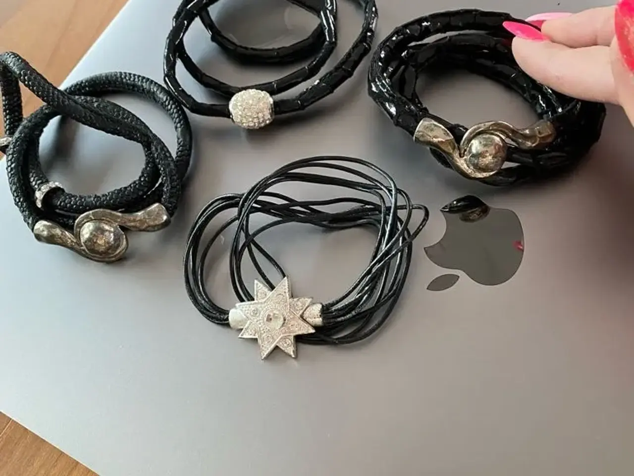 Billede 8 - Flotte armbånd