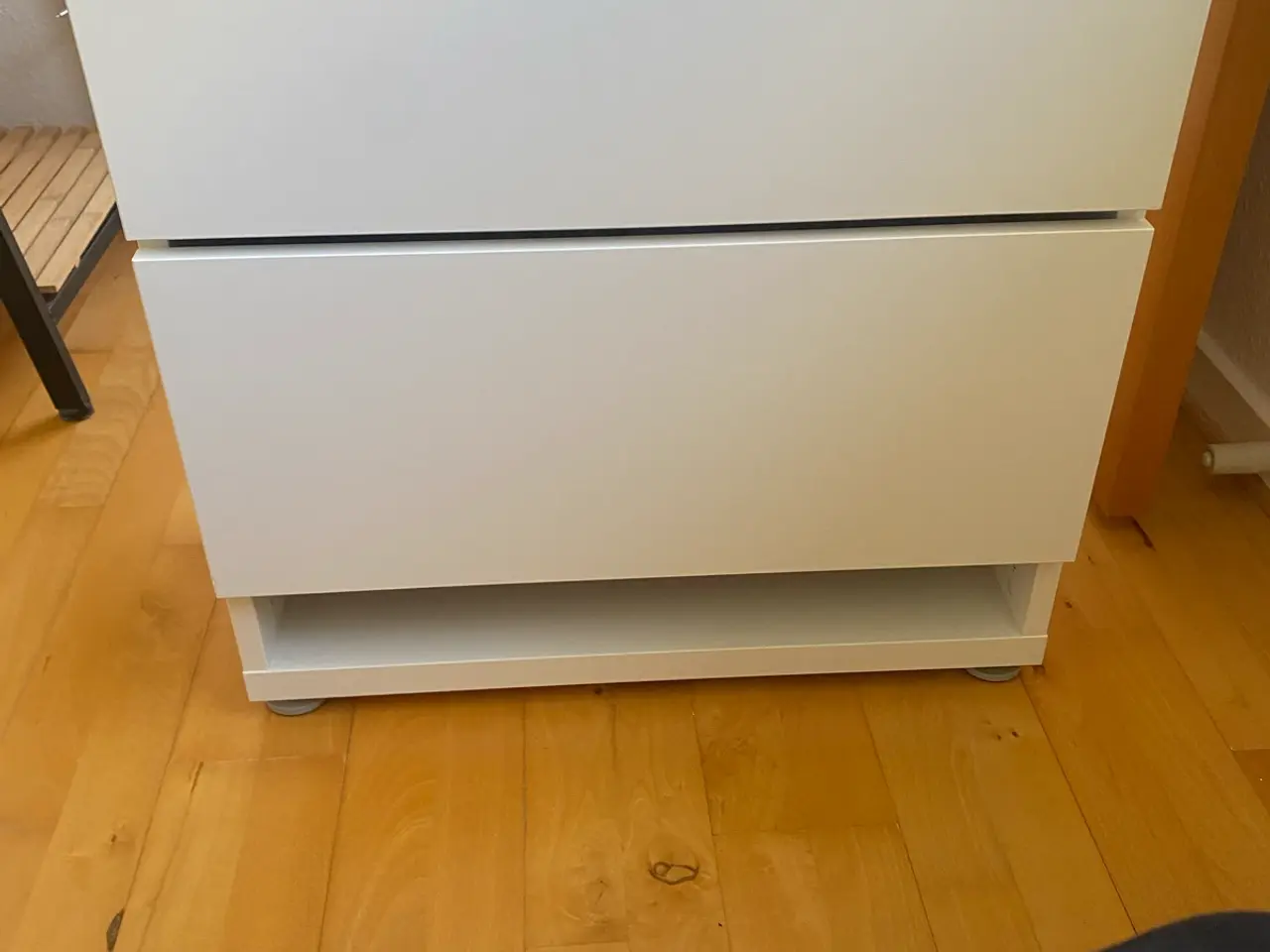 Billede 3 - 2 lave Ikea bestå skuffer