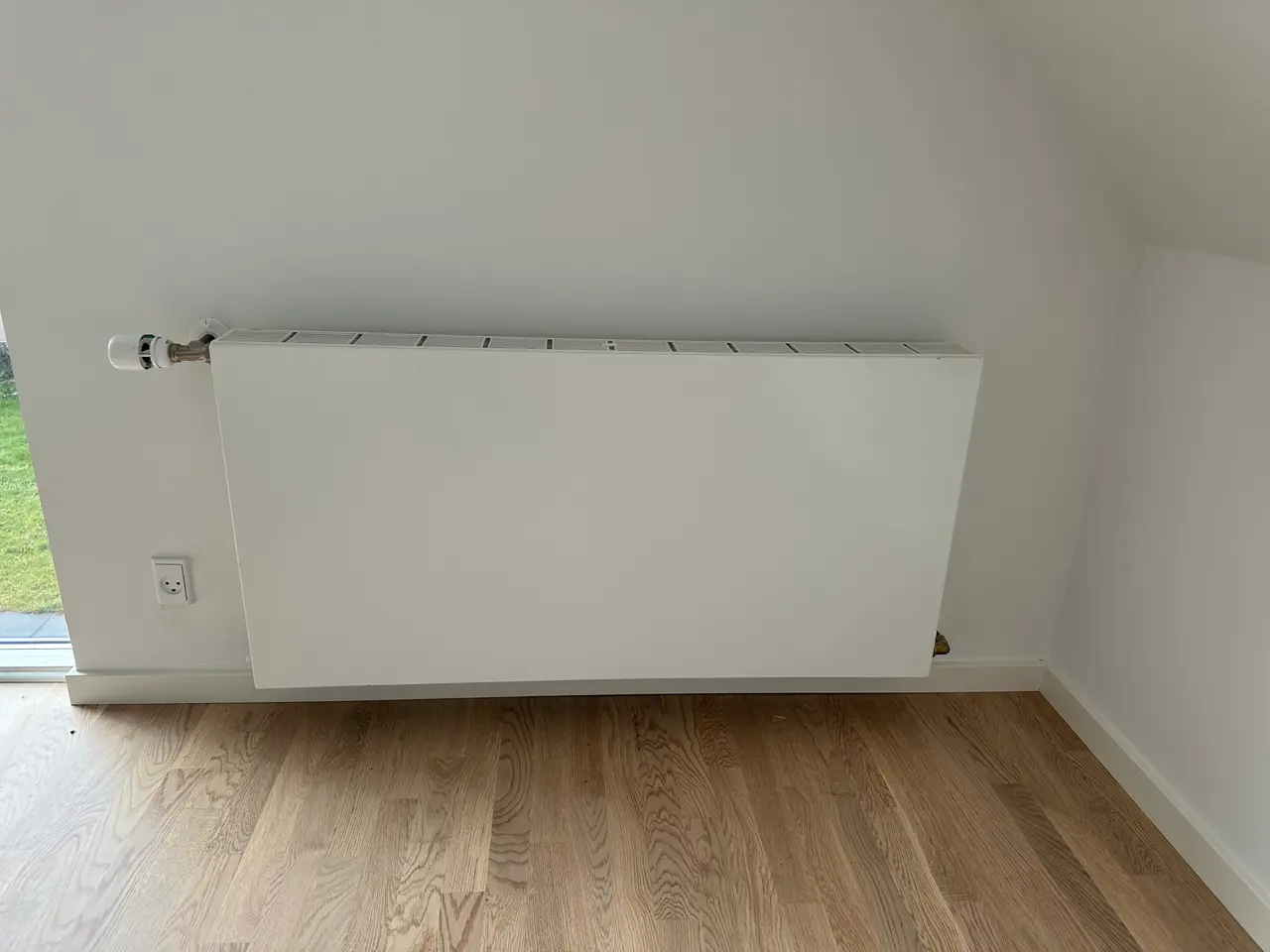 Billede 10 - Radiatorer, nyere, flere størrelser, 300-600kr