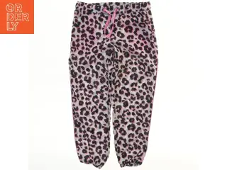 Leopardmønsterede bukser med pink snøre fra H&M (str. 134)