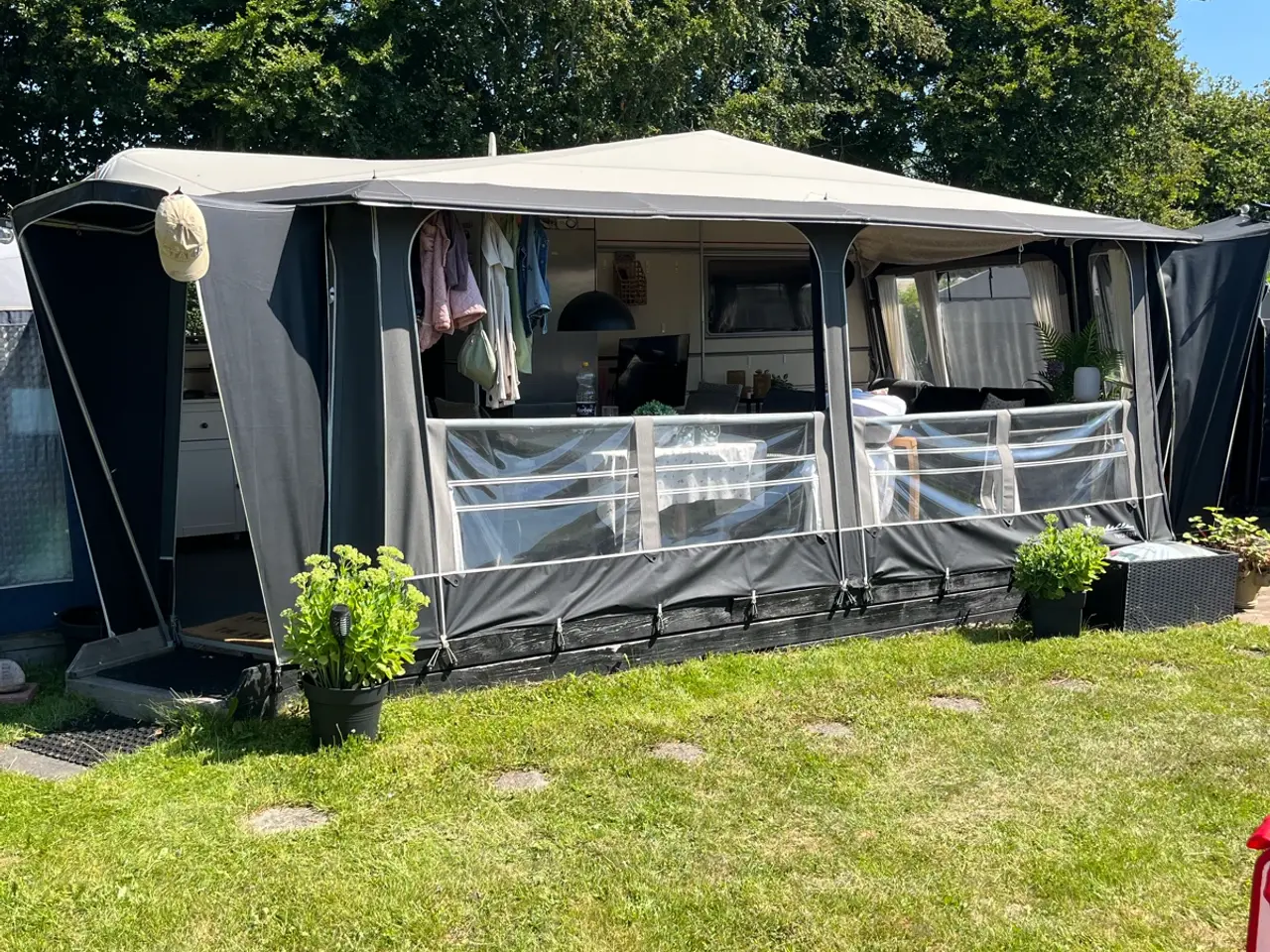 Billede 1 - Fastligger campingvogn Sandersvig