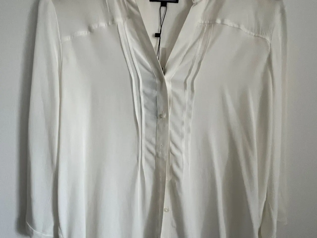 Billede 1 - Bluse med 3/4 ærme