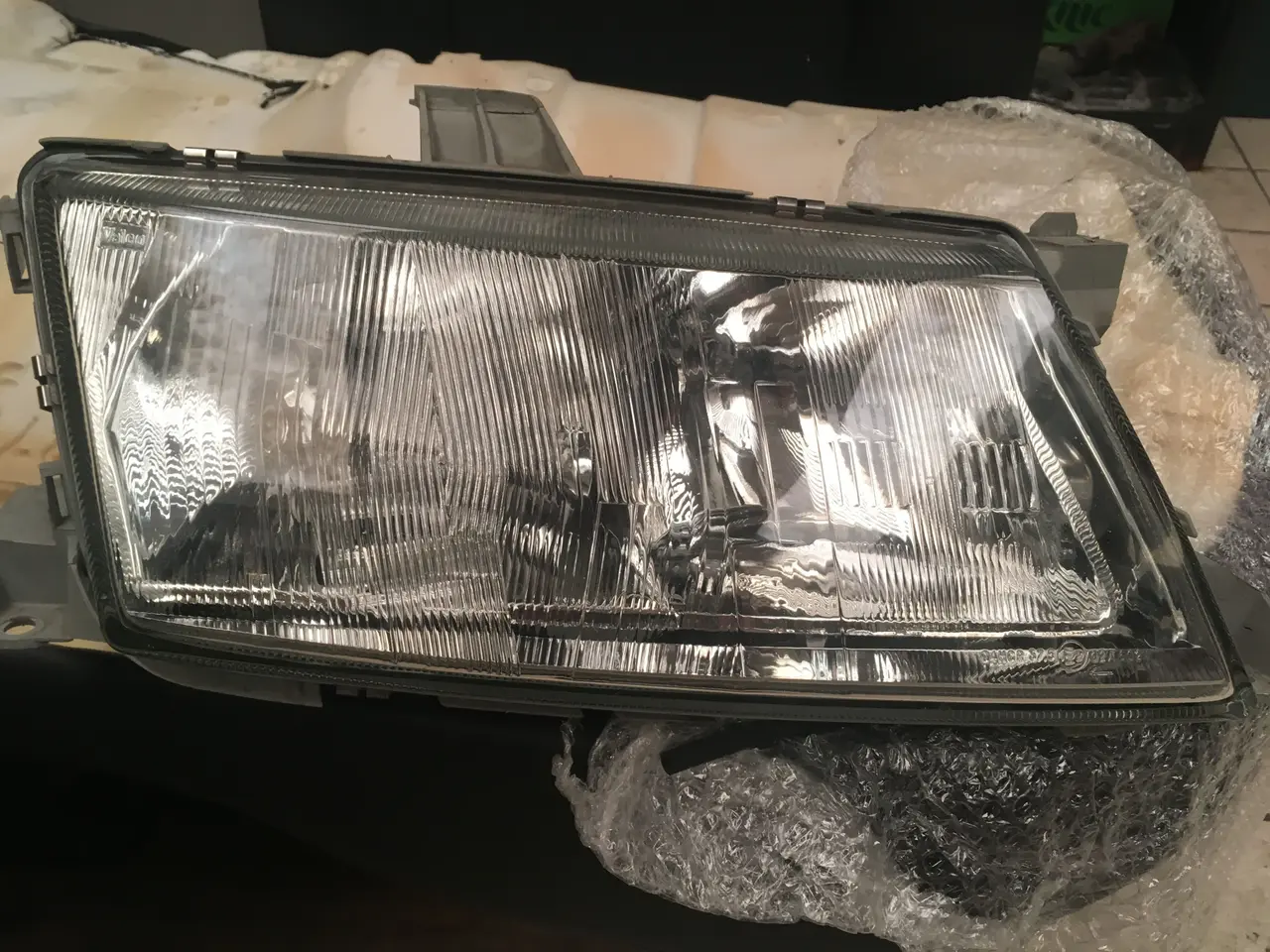 Billede 1 - SAAB 9-5 M98-01_forlygte_højre_orig.