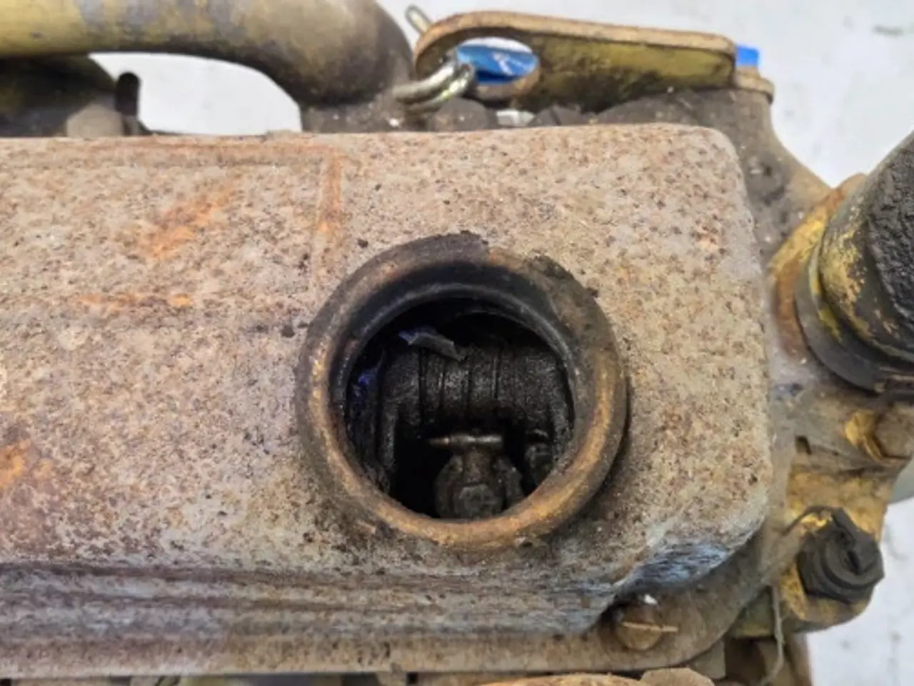Billede 6 - Ford 2713E Motor