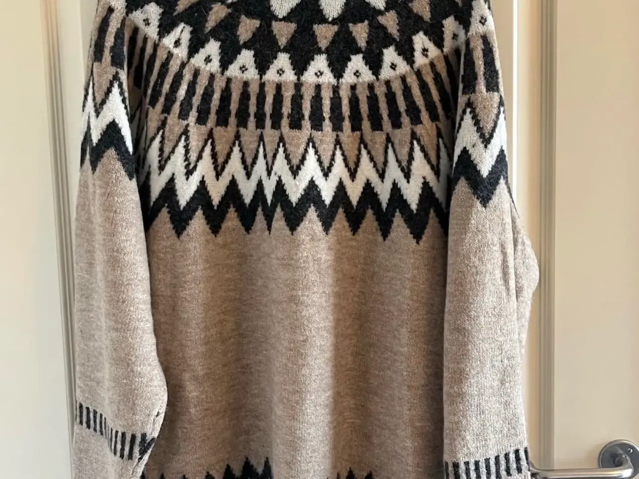 Billede 2 - Mønstret sweater fra Free/quent