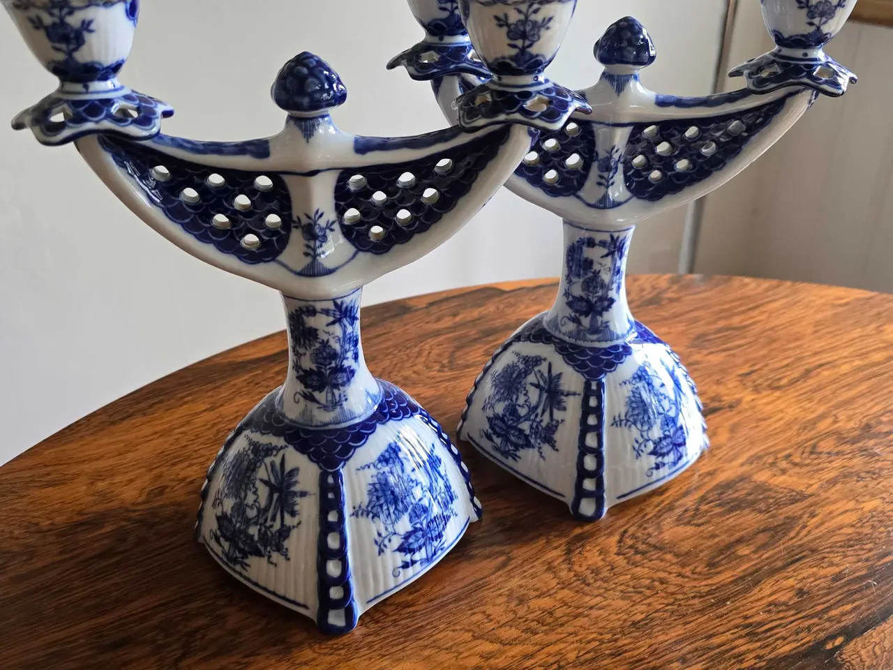 Billede 3 - Helblonde porcelæn lysestager