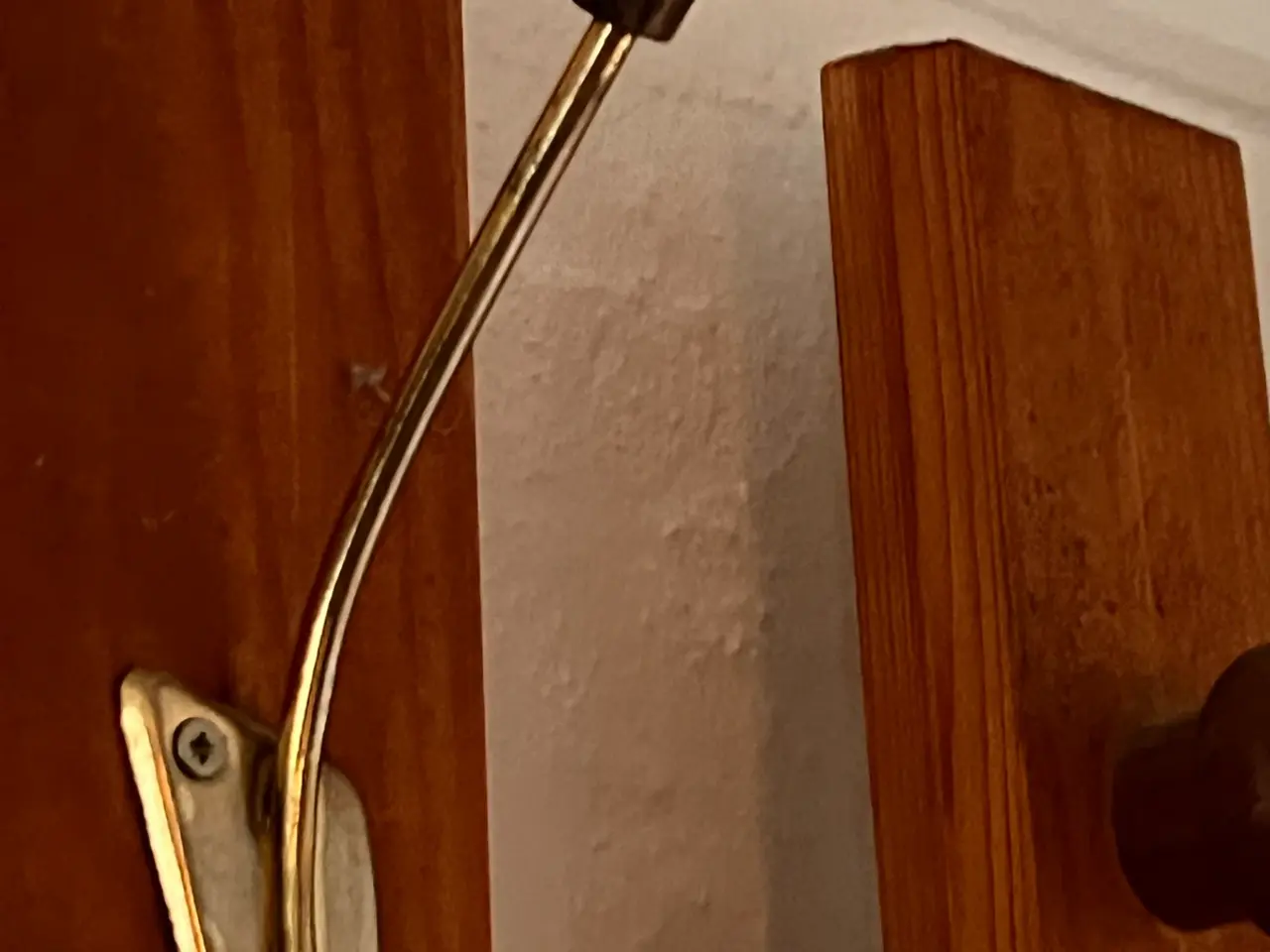 Billede 8 - Stor vintage knagerække / garderobe i massivt fyr 