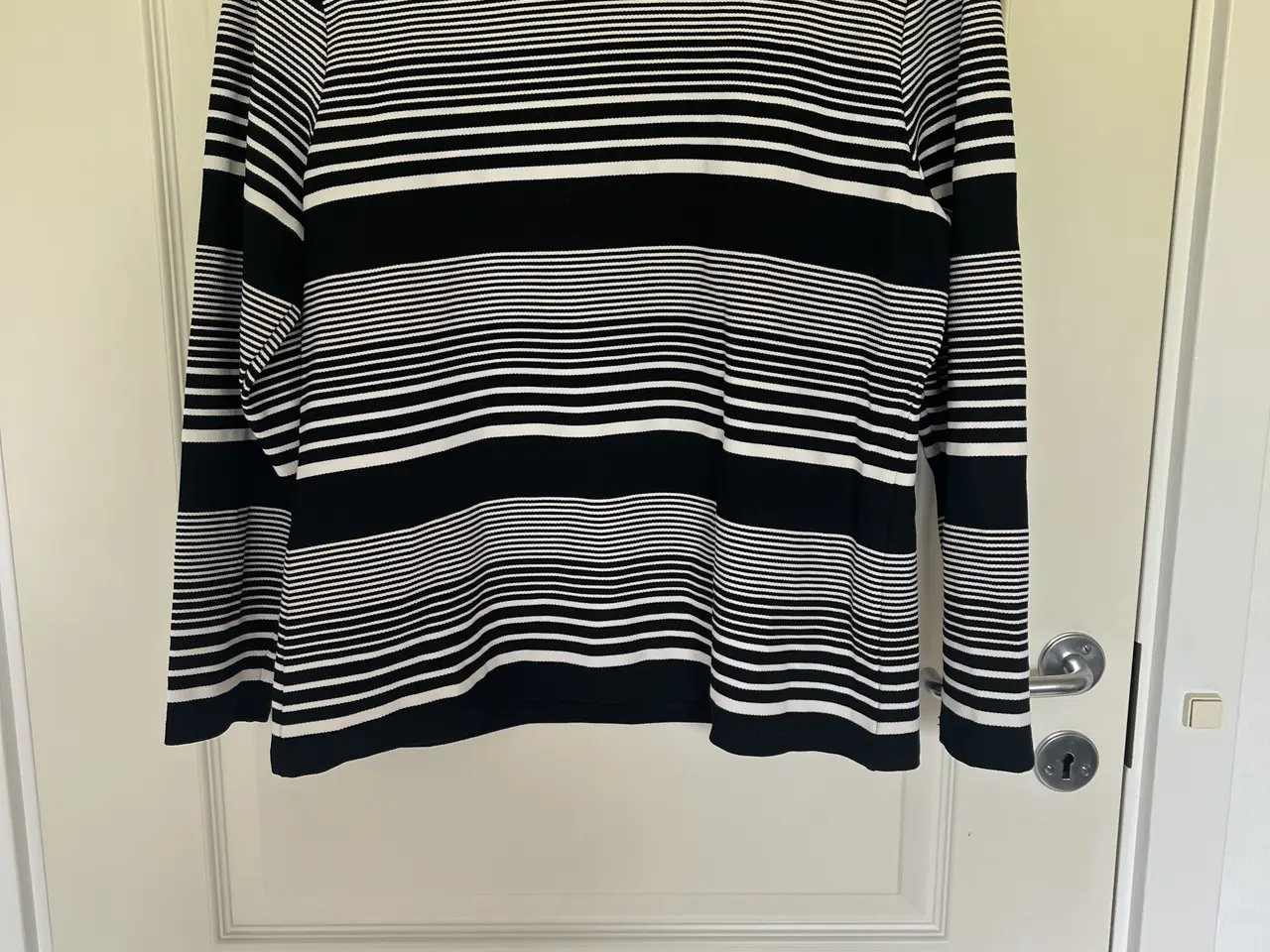 Billede 1 - Stribet bluse fra In Front